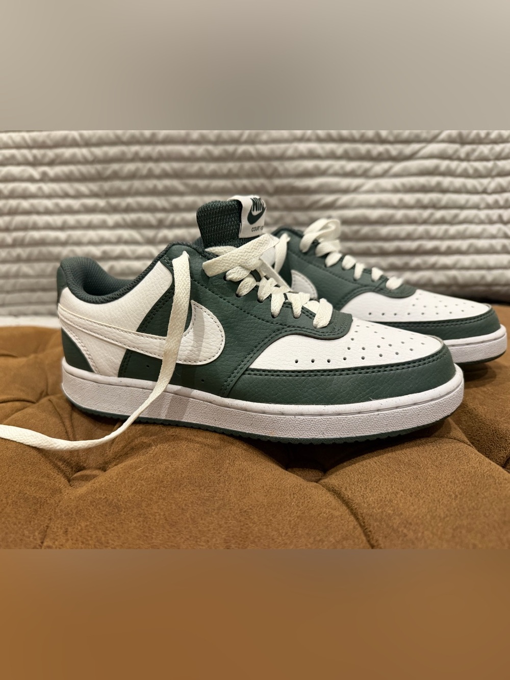 Nike Court Vision in Green and White - Picture 1 of 4